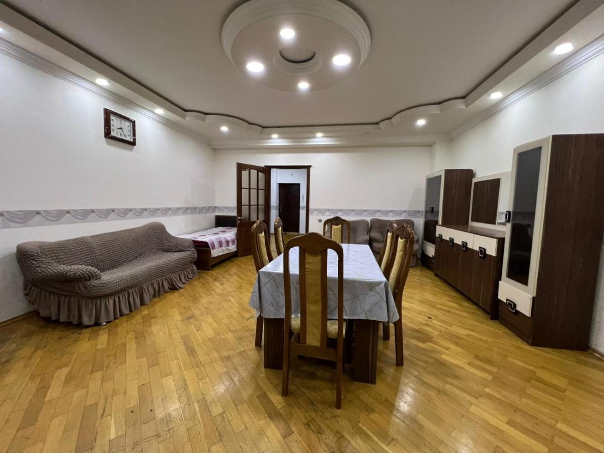 Bakuvi Apartments On New Boulveard Luaran gambar