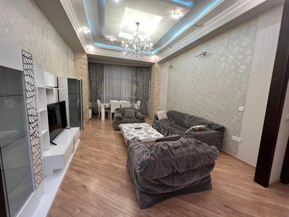 Bakuvi Apartments On New Boulveard Luaran gambar