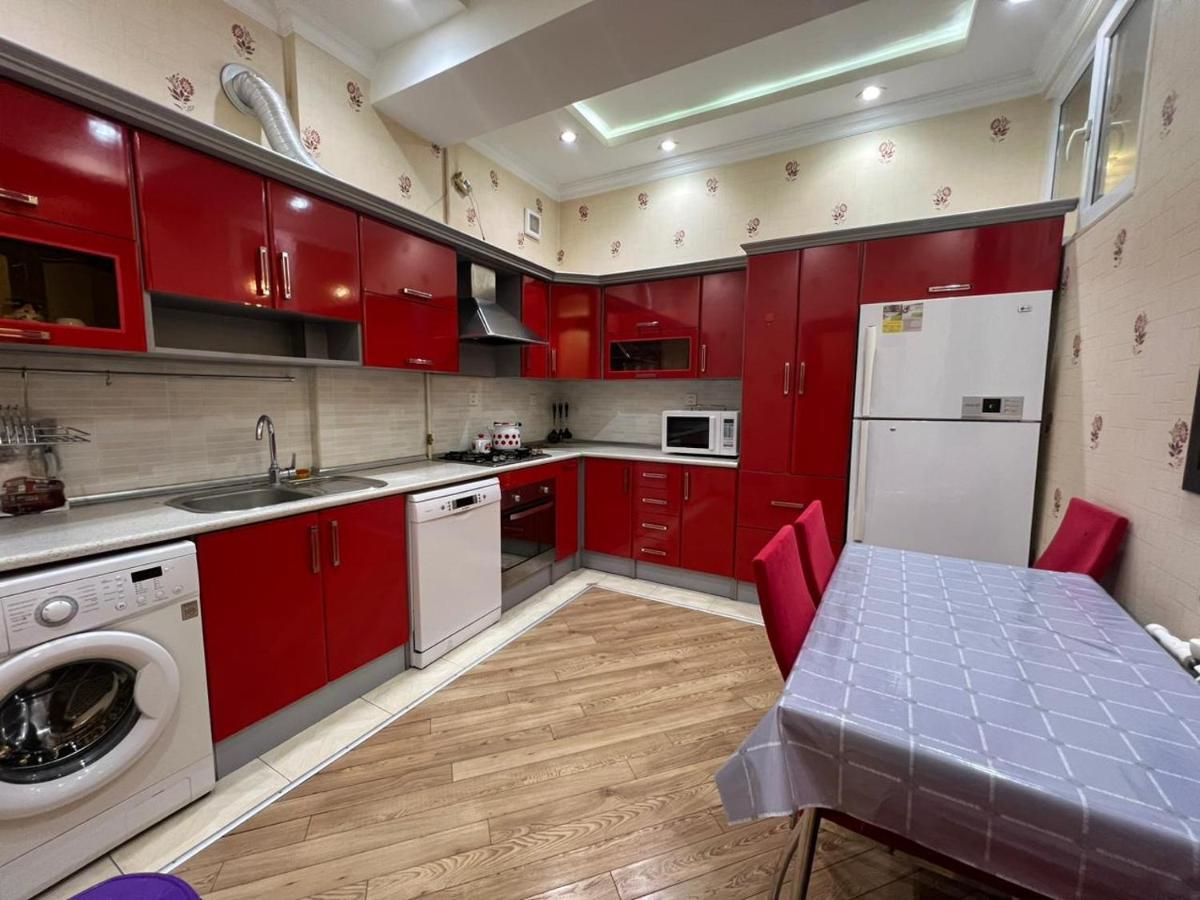 Bakuvi Apartments On New Boulveard Luaran gambar