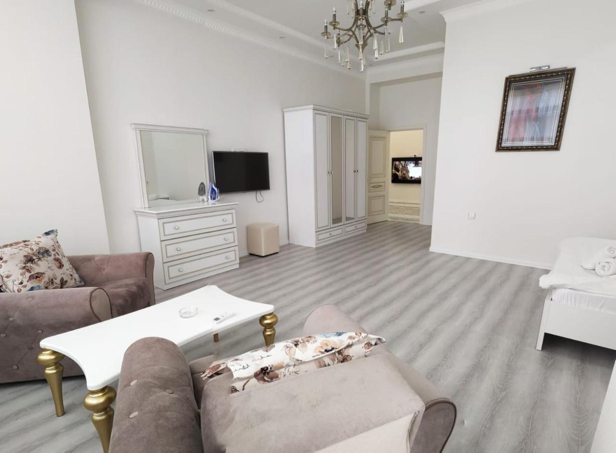 Bakuvi Apartments On New Boulveard Luaran gambar